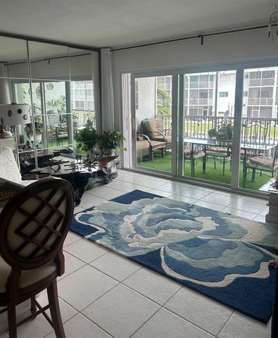 121 Wettaw Lane 214, North Palm Beach, FL 33408