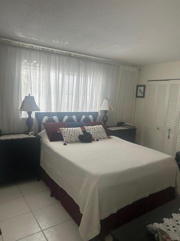121 Wettaw Lane 214, North Palm Beach, FL 33408