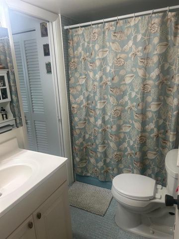121 Wettaw Lane 214, North Palm Beach, FL 33408