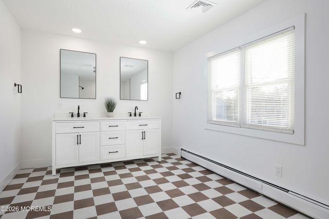 19 Acapulco Drive, Brick, NJ 08723
