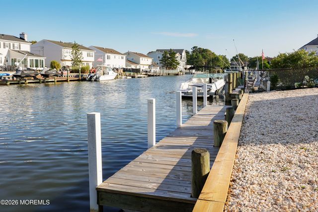 19 Acapulco Drive, Brick, NJ 08723