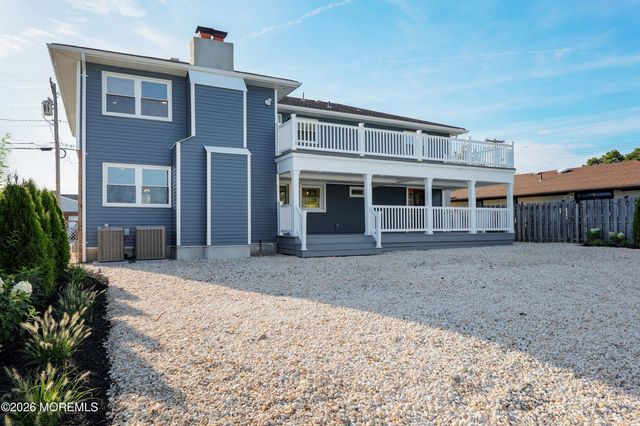 19 Acapulco Drive, Brick, NJ 08723