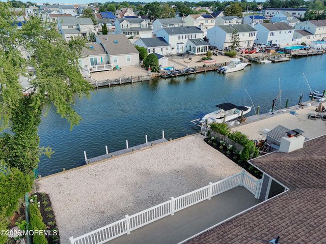 19 Acapulco Drive, Brick, NJ 08723