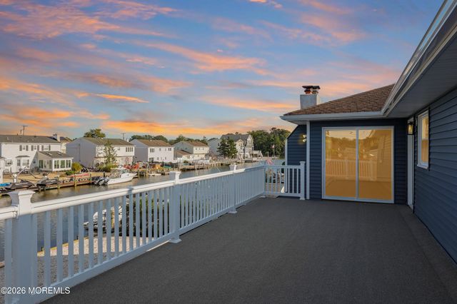 19 Acapulco Drive, Brick, NJ 08723