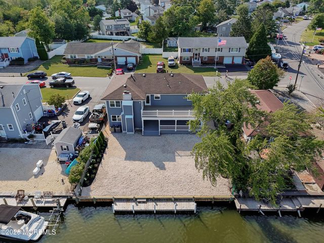 19 Acapulco Drive, Brick, NJ 08723