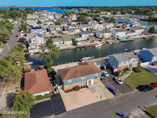19 Acapulco Drive, Brick, NJ 08723