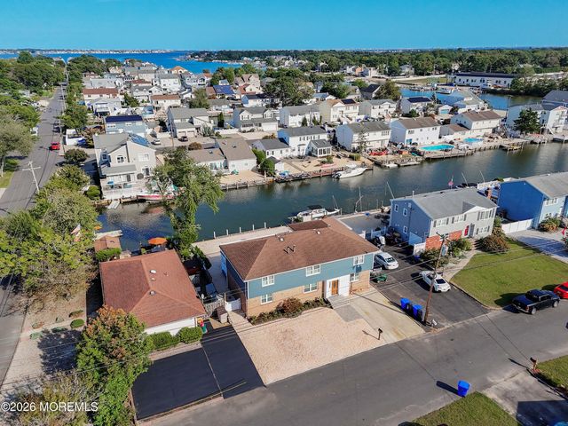 19 Acapulco Drive, Brick, NJ 08723