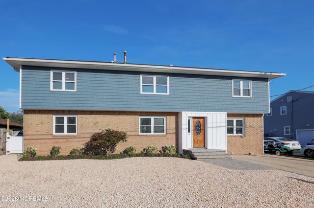 19 Acapulco Drive, Brick, NJ 08723