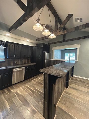 714 NW Euclid, Lawton, OK 73507