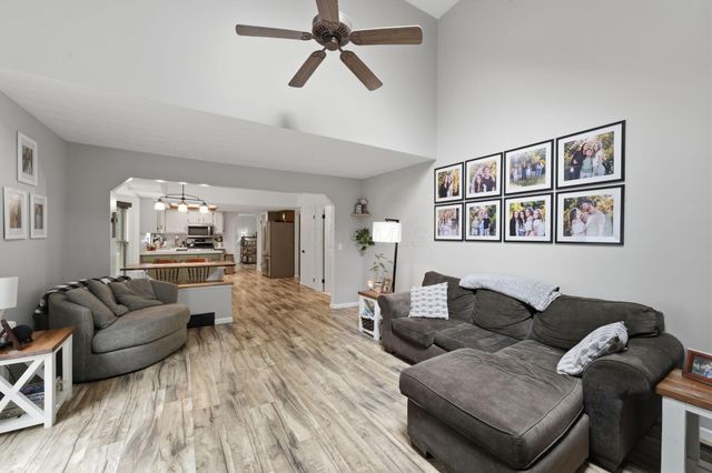 9955 Hounsdale Drive, Pickerington, OH 43147