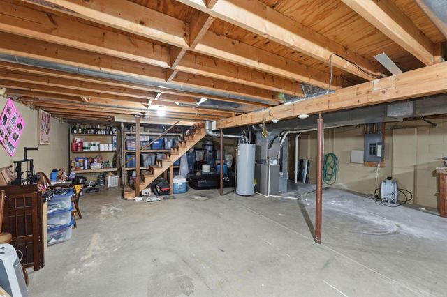 9955 Hounsdale Drive, Pickerington, OH 43147