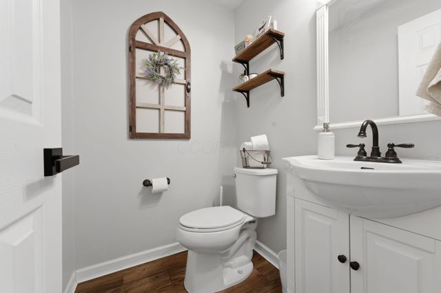9955 Hounsdale Drive, Pickerington, OH 43147
