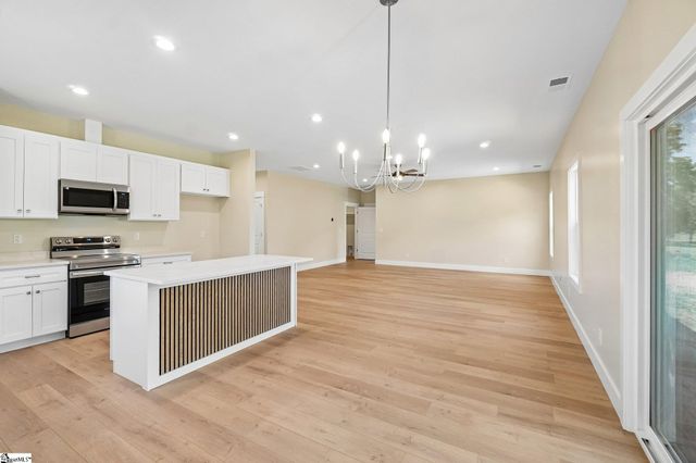 461 Cooley Springs School Road, Chesnee, SC 29323