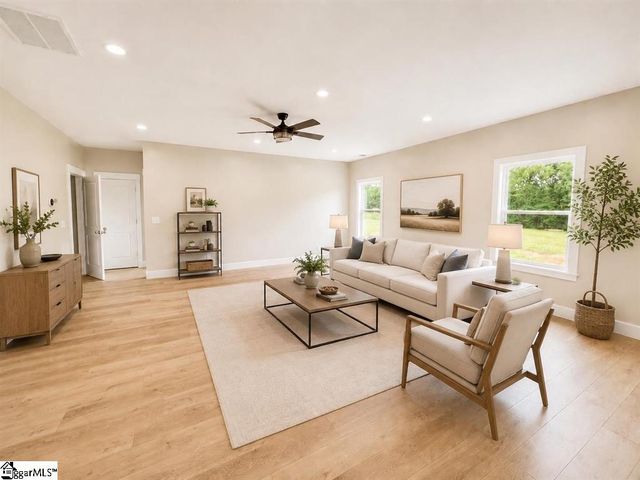 461 Cooley Springs School Road, Chesnee, SC 29323