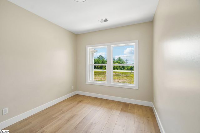 461 Cooley Springs School Road, Chesnee, SC 29323