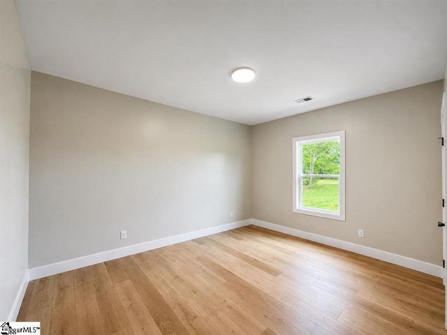 461 Cooley Springs School Road, Chesnee, SC 29323