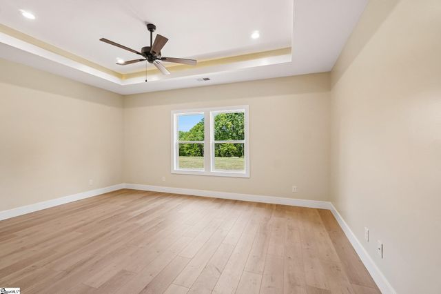 461 Cooley Springs School Road, Chesnee, SC 29323