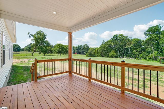 461 Cooley Springs School Road, Chesnee, SC 29323