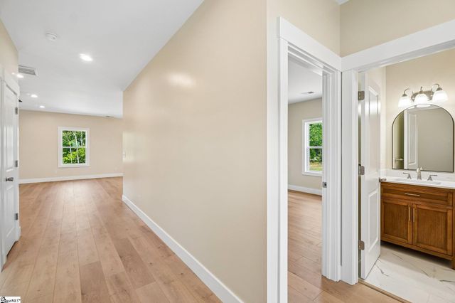 461 Cooley Springs School Road, Chesnee, SC 29323