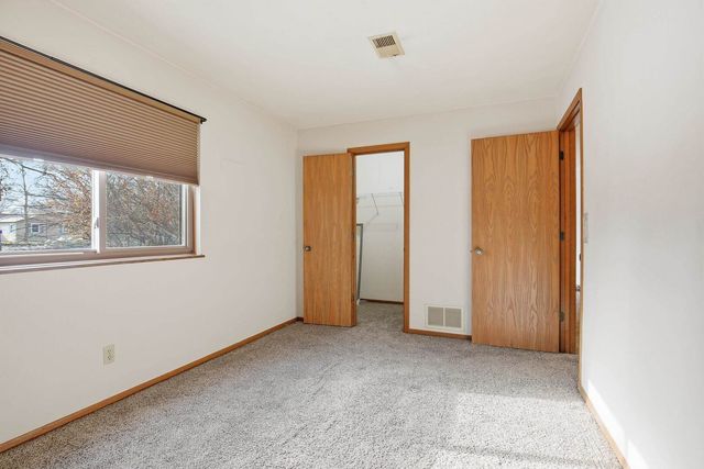 5102 25th Ave Ct Court 102, Moline, IL 61265