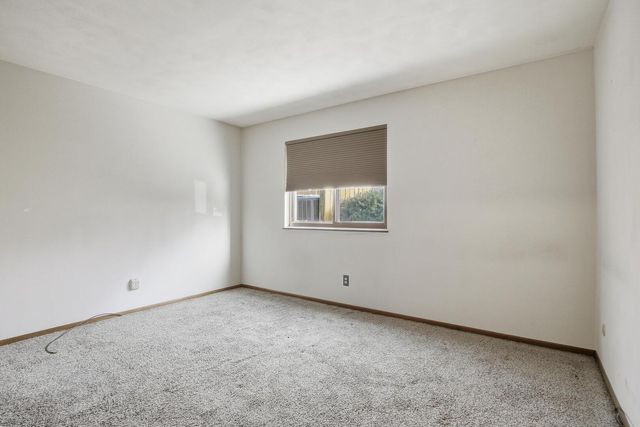 5102 25th Ave Ct Court 102, Moline, IL 61265