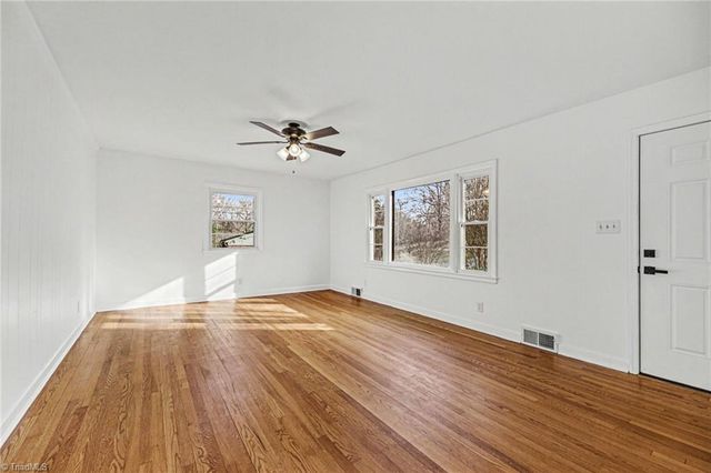 3603 Rolling Road, High Point, NC 27265