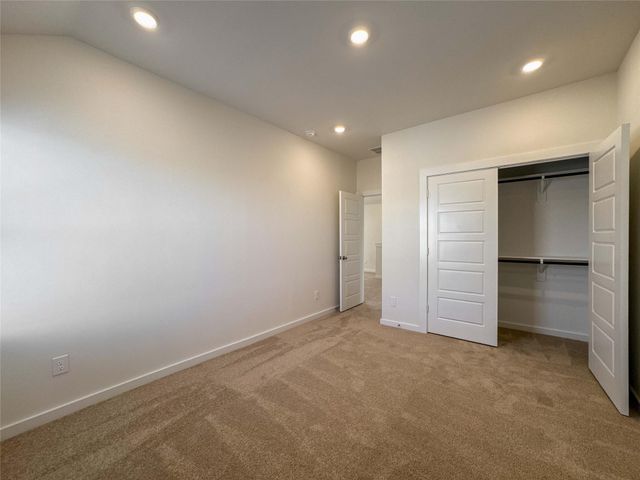 13727 Olympic River Ln, Rosharon, TX 77583