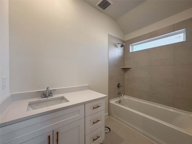 13727 Olympic River Ln, Rosharon, TX 77583