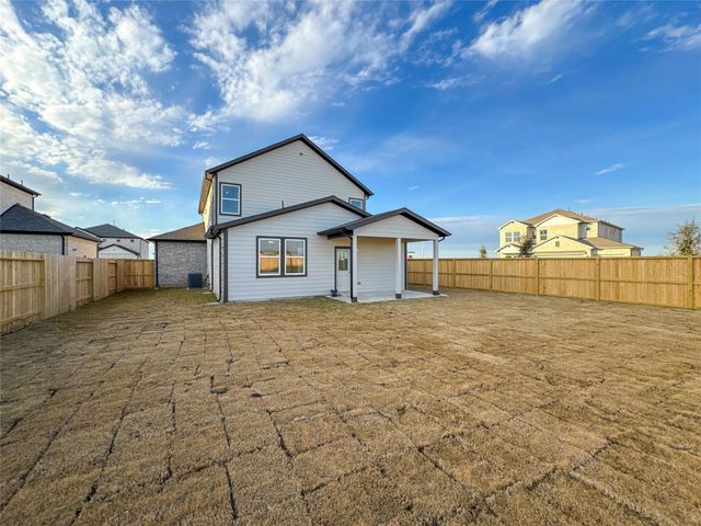 13727 Olympic River Ln, Rosharon, TX 77583