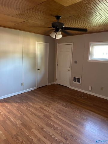 1402 Rison Avenue B, Huntsville, AL 35801