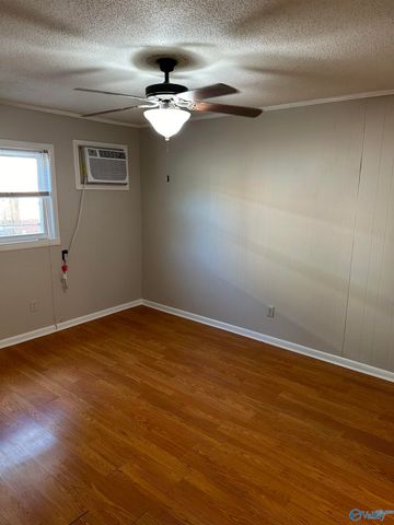 1402 Rison Avenue B, Huntsville, AL 35801