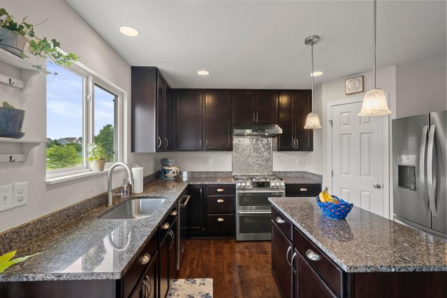34 Burroughs Drive, Ashville, OH 43103
