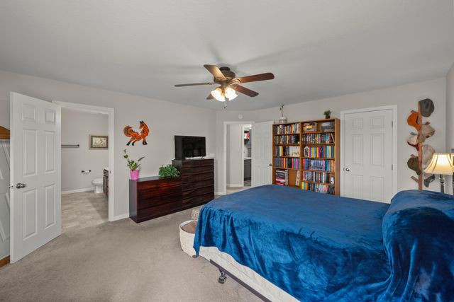 34 Burroughs Drive, Ashville, OH 43103