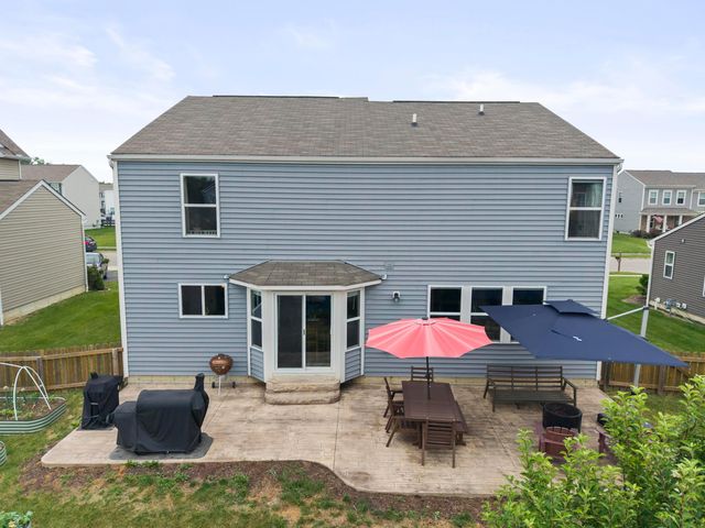 34 Burroughs Drive, Ashville, OH 43103
