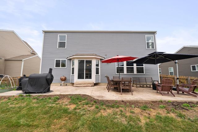 34 Burroughs Drive, Ashville, OH 43103
