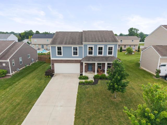 34 Burroughs Drive, Ashville, OH 43103