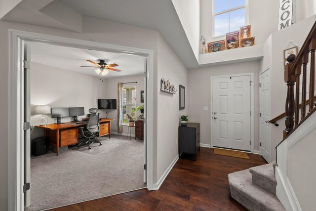 34 Burroughs Drive, Ashville, OH 43103