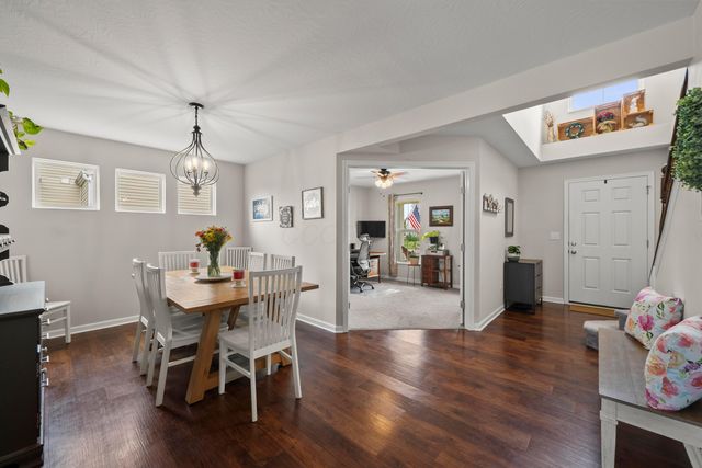 34 Burroughs Drive, Ashville, OH 43103