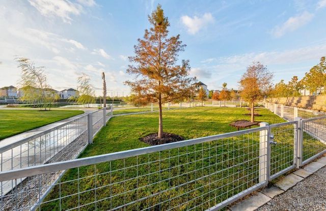 5921 Cottage Grove Lake Drive, Houston, TX 77007