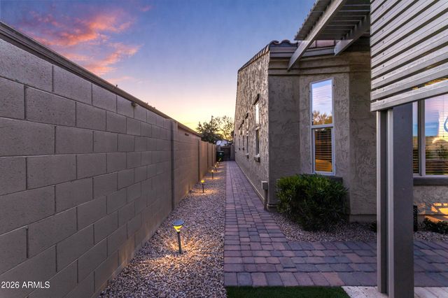 1669 N 156TH Drive, Goodyear, AZ 85395