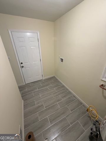 264 Shelburn Drive, Riverdale, GA 30274