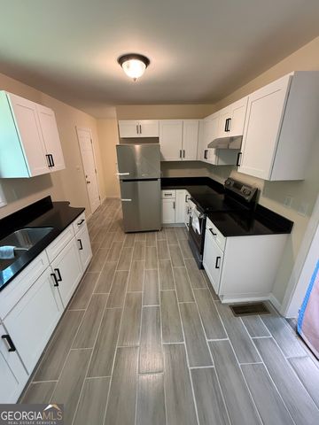 264 Shelburn Drive, Riverdale, GA 30274