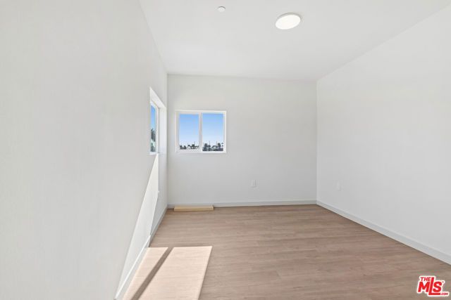 2521 S Orange Drive, Los Angeles, CA 90016