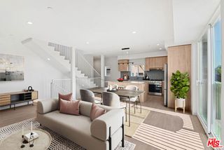 2521 S Orange Drive, Los Angeles, CA 90016