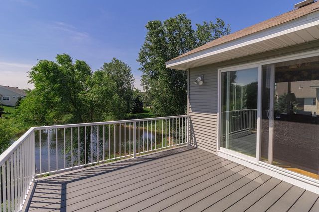 10709 Kingsfield Lane, Woodbury, MN 55129