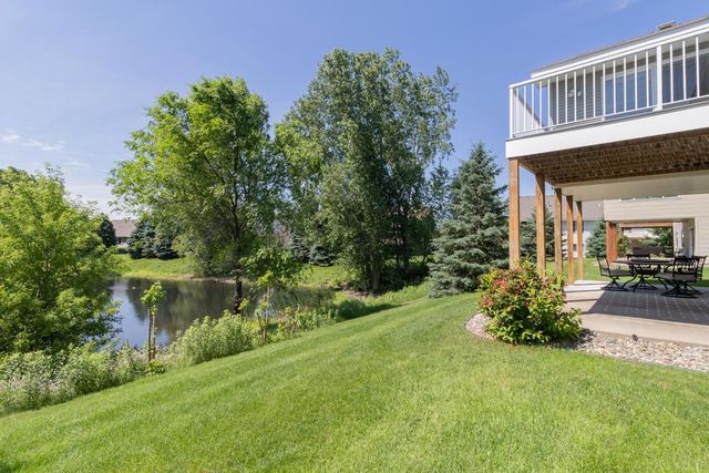 10709 Kingsfield Lane, Woodbury, MN 55129