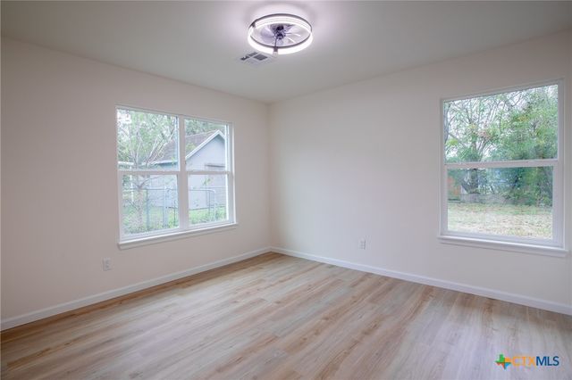 3701 Redwood Drive, Victoria, TX 77901