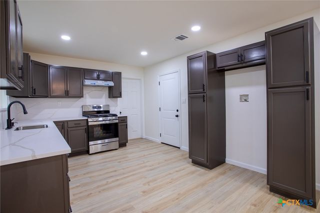 3701 Redwood Drive, Victoria, TX 77901