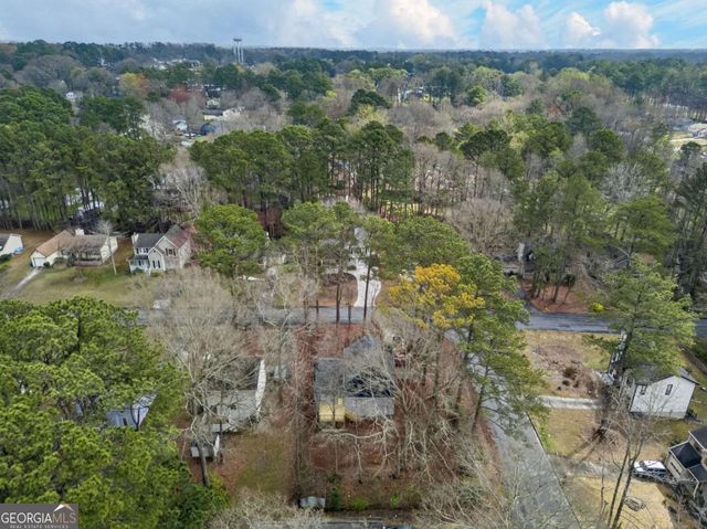6537 River Glen Dr, Riverdale, GA 30296