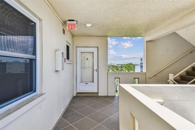 3680 IRONWOOD CIRCLE 606L, Bradenton, FL 34209